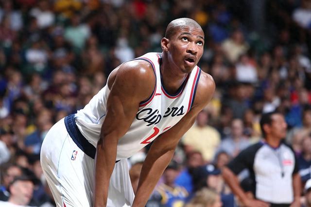 布鲁克林传奇！NBA官方晒歌手Jay-Z和杰弗森击掌致意的画面X10小时前46回复